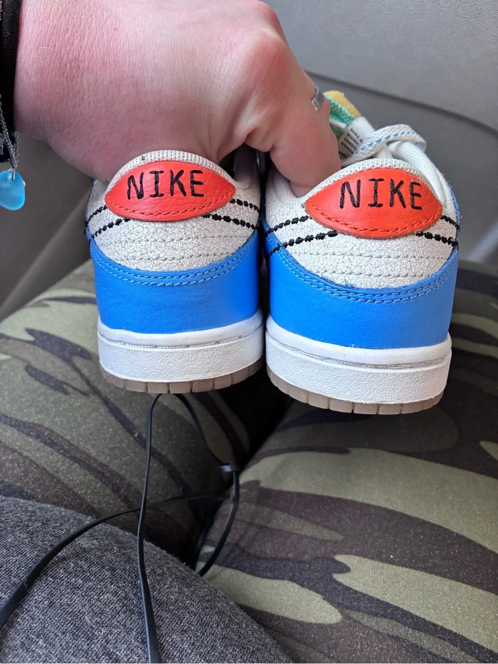 Nike vibrant turquoise